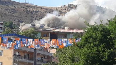 Kulp'ta Korkutan Yangın