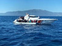 Çanakkale Açıklarında 50 Düzensiz Göçmen Kurtarıldı Haberi