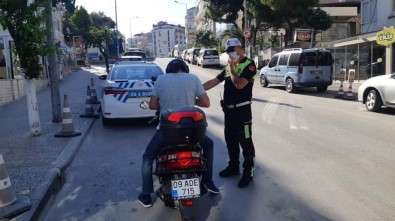 Kuşadası'nda 561 Motosiklet Sürücüsüne Ceza Yazıldı