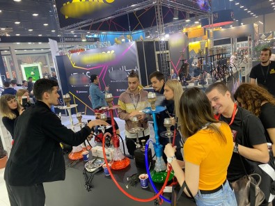 Hobilerini Mesleğe Dönüştürdüler