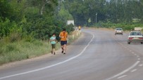Babalar Ve Çocukları Sağlık İçin Koştu