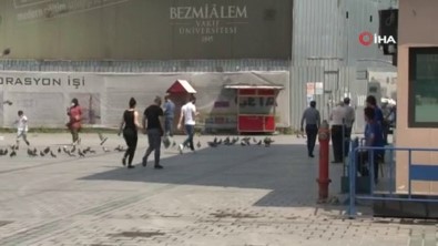 Eminönü Meydanı'nda Kısıtlama Sonrası Hareketlilik Başladı