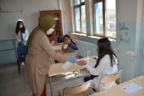 LGS Başladı, Öğrenciler Korona Virüs Önlemiyle Sınıflara Alındı