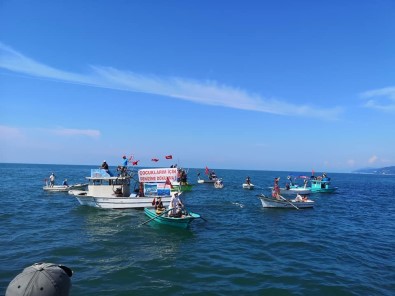 Ardeşen'de 'Deniz Kafesli Balık Çiftliği Projesi' Protestosu