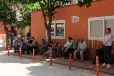 Babalar Gününde Öldü