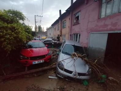 Bursa'da sel felaketi! Bir kişi hayatını kaybetti