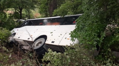Tekirdağ'da Yolcu Minibüsü Devrildi Açıklaması 5 Yaralı