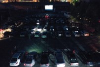 Kandıra'da Arabada Sinema Keyfi Yaşandı