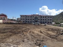 Oltu Hükümet Binası Önünde Peyzaj Çalışmaları Başladı