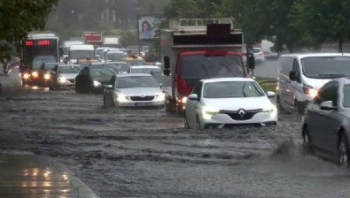 İstanbul’da sağanak ve dolu yağışı!