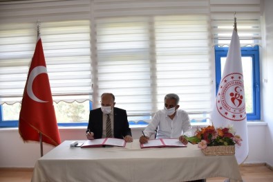 Dalaman'a 4 Adet Tenis Kortu Yapımı İçin İmzalar Atıldı