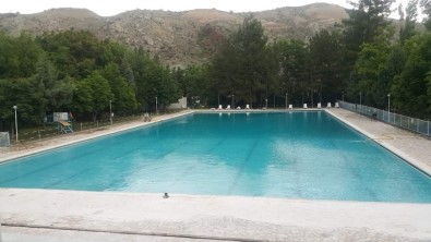 Nallıhan Sarıyar Yüzme Havuzu Uzun Aradan Sonra Açılıyor - Ankara iline  bağlı Nallıhan ilçesi