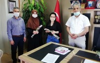 Ahlat'a Atanan Öğretmenler Güllerle Karşılandı