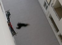 Cam Silerken 4. Kattan Düşen Kadının Feci Ölümü