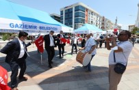 Gaziemir'de Toplu Sözleşmeye Gecikmeli Kutlama Haberi