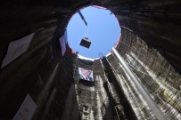 Yerli Köstebek Açtı, Işık Göründü