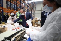Bakan Varank'tan 65 Yaş Üstü İçin 'Hijyen Paketi' Hazırlayan İşçilere Moral Ziyareti