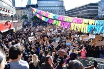 Irkçılık Karşıtı Protestolar İsveç'e Sıçradı