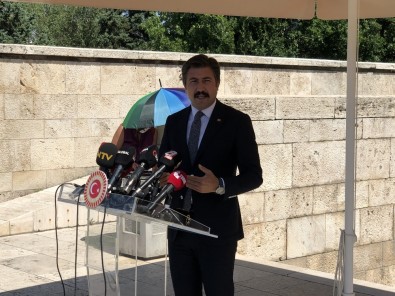 '2 Bin Avukat Bir Araya Gelmek Suretiyle Yeni Baro Kurabilir'