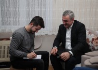 Ak Parti İstanbul'dan 100 Bin Yeni Üye Ve Online Üyelik Hamlesi