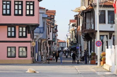 Mudanya Belediyesi'nden Girit Mahallesi Esnafına Müjde