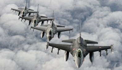 Yunanistan'dan yeni provokasyon! Türkiye'den jet gözdağı, F-16'lar havalandı