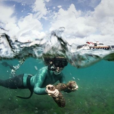 Şahika Ercümen İstanbul Boğazı'ndaki kirliliği fotoğrafladı...