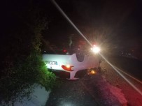 Kontrolden Çıkan Otomobil Takla Attı Açıklaması 2 Yaralı