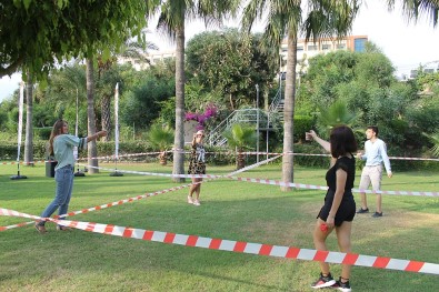 Sosyal Mesafeli Partiyle Stres Atıp Sezon Provası Yaptılar