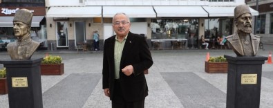 Tarihe Damga Vuranlar Demokrasi Meydanı'nda