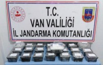 Başkale'de 14 Kilogram Metamfetamin Ele Geçirildi