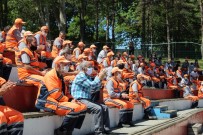 Dünya Çevre Gününde Temizlik Personeline Moral Konseri