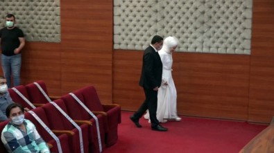 Hafta Sonu Kısıtlaması Nikahları Da İptal Ettirdi