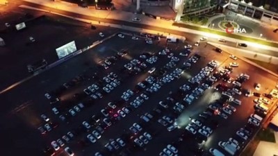 Başakşehir'de Arabada Sinema Akşamlarına Yoğun İlgi
