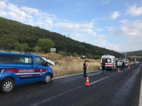 Takla Atan Otomobil Hurdaya Döndü, Sürücü Yaralandı Haberi