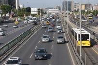İstanbul'da Yaya Ve Araç Trafiği Hareketliliği