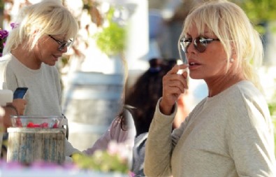 Ajda Pekkan'ın dudak uçuklatan tatil planı!