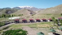 Bitlis'teki Aygır Gölü, Bungalov Evleri Ve Kamp Alanlarıyla Doğaseverleri Bekliyor Haberi