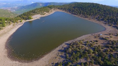 Saruhanlı'daki Doğa Harikası Göl Turizme Açılacak