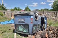 Bisiklete Çarpan Hafif Ticari Araç Takla Attı Açıklaması 1'İ Ağır 3 Yaralı