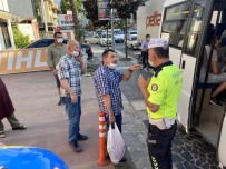 15 Kişilik Minibüsten 25 Kişi Çıktı