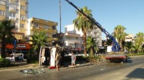 Antalya'da Midibüs Devrildi Açıklaması 1 Yaralı