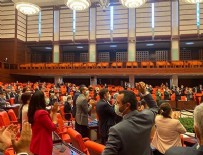 AYASOFYA - TBMM'de tarihi an! Ayakta alkışladılar!