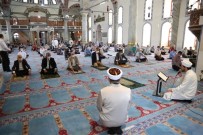 15 Temmuz Şehitleri İçin Hatim Ve Dua