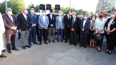 Srebrenitsa Katliamında Hayatını Kaybedenler Kartal'da Anıldı