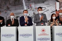 Zeytinburnu'nda 54 Bin Metrekarelik Millet Bahçesinin Temeli Atıldı