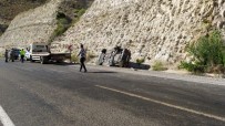 Sivas'ta Otomobil Takla Attı Açıklaması 5 Yaralı Haberi