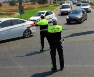 Trafik Uygulamasında Polise Rüşvet Teklifi Haberi