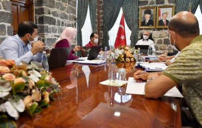 Vali Karaoğlu'ndan Akıllı Şehir Projesi Atağı