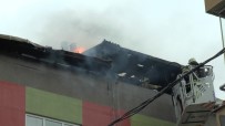 Ataşehir'de Korkutan Çatı Yangını